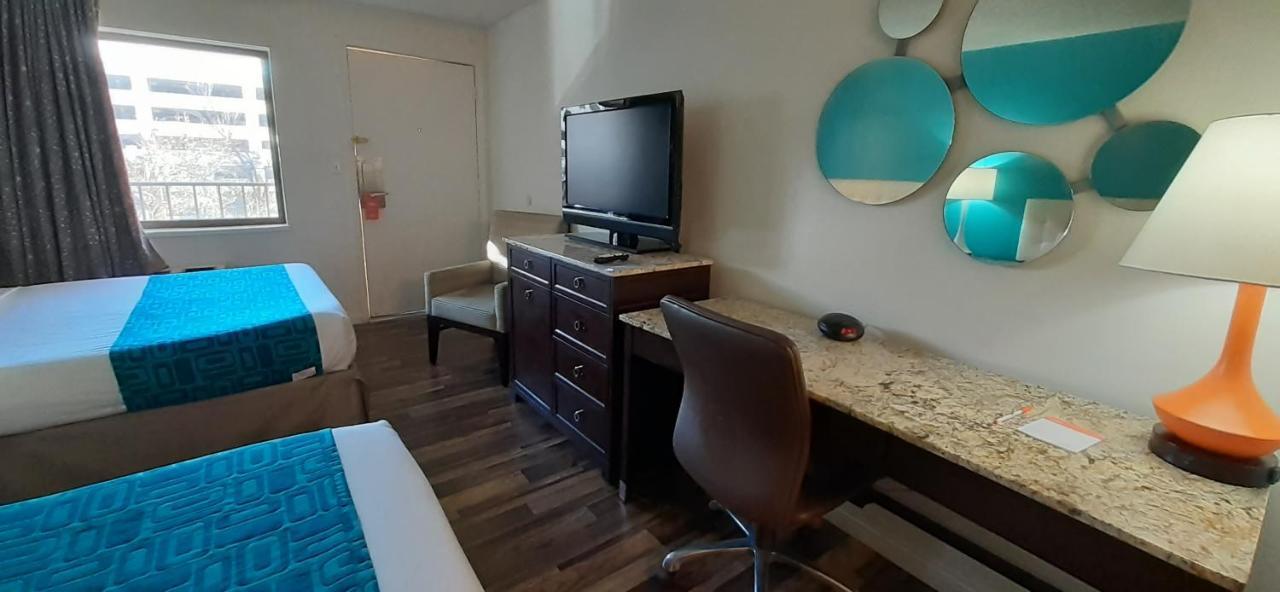 Howard Johnson By Wyndham Downtown Reno Ngoại thất bức ảnh